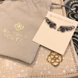 Madison ear climbers